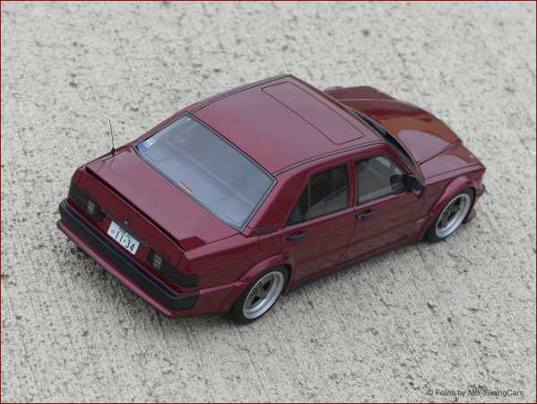 1:18 Mercedes Benz 190E 2,5-16V [ RAUH-WELT REPUBLIK ] inkl. OVP